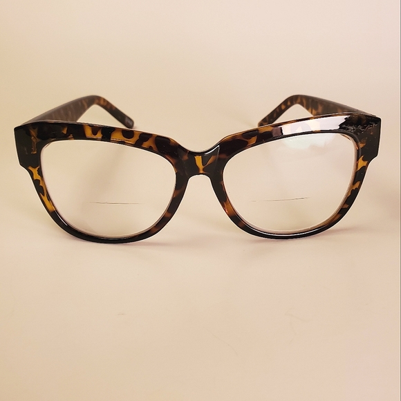 Tortoiseshell Big & Bold Thick Frame Glasses - Picture 5 of 6